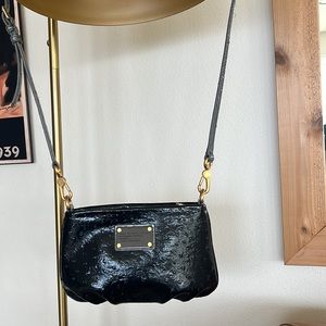Vintage Marc by Marc Jacobs Classic Q Crossbody - Ostrich embossed SUPER RARE!